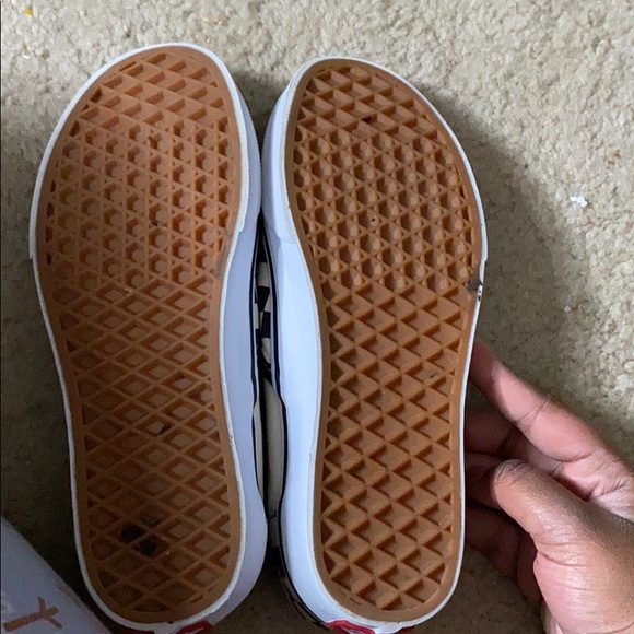 Checkered vans - Picture 2 of 4